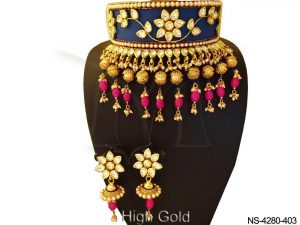 Chokar Designer Heavy Kundan Necklace Set